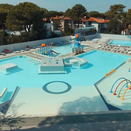 The Charming Mare Pineta Mobile 4 Persons Lido di Spina